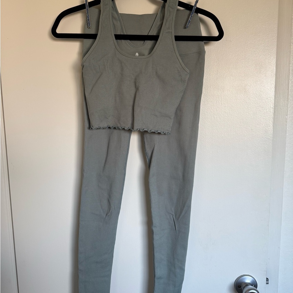Spiritual Gangster Love Sculpt 7/8 Legging and Amor Crop Tank SET